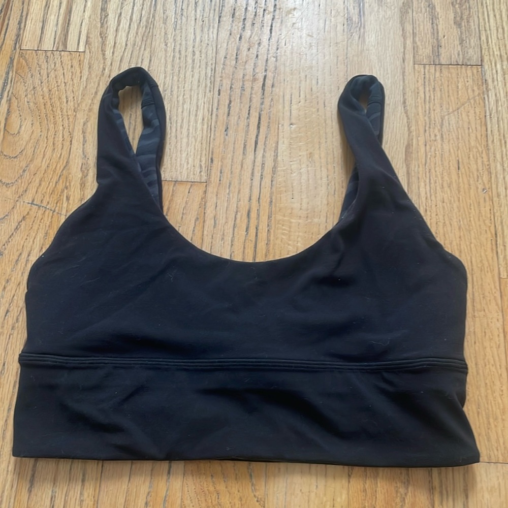 Lululemon sports bra